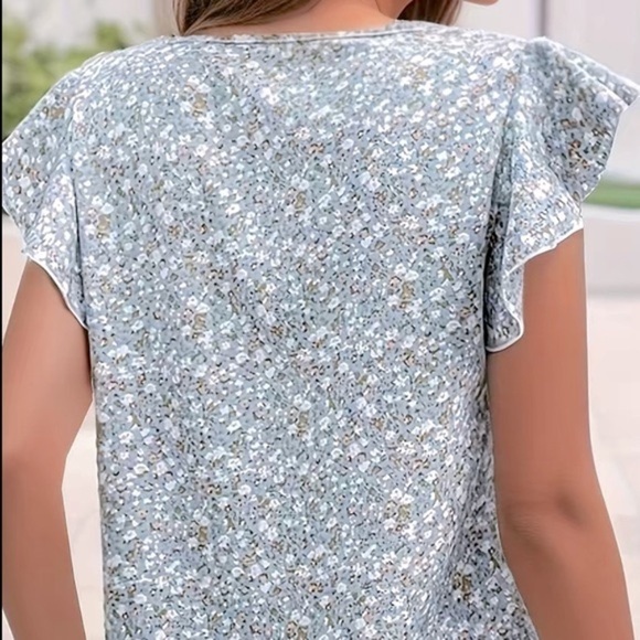 Blue Boho Floral Blouse - Picture 2 of 6